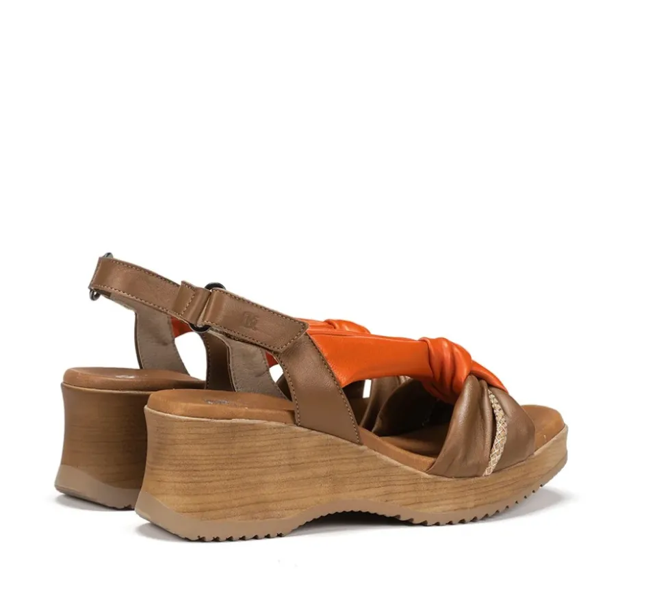 Fluchos UBARI D8714 Sandalia Naranja Clearance